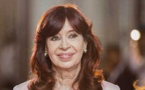 Cristina Kirchner volvió a lanzar mensajes de unidad al peronismo en la previa del acto en Quilmes