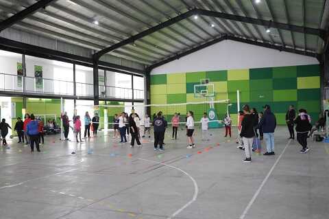 JEBO 2024: Voley en el polideportivo municipal