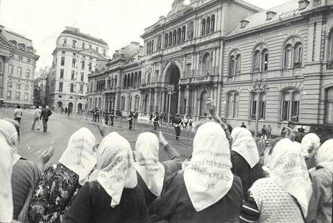 El gobierno interviene la Universidad de las Madres de Plaza de Mayo sin ninguna legalidad