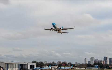 Echaron a tres pilotos de Aerolíneas por negarse a operar un avión para no avalar “el achique” de la empresa