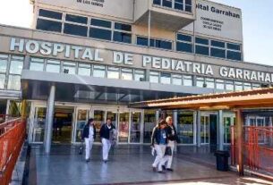 Hospital Garrahan:  Paro y Marcha Blanca a Plaza de Mayo