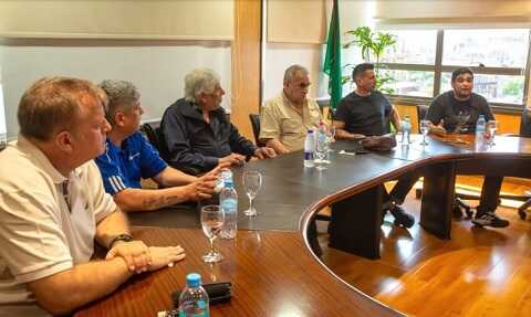 Con los Moyano a la cabeza, gremios del transporte ratificaron el paro del 30 de octubre