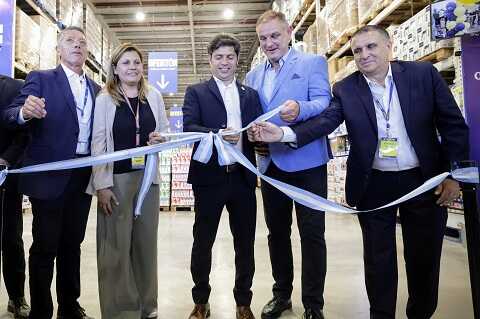 Kicillof participó de la apertura de un comercio mayorista en General Madariaga