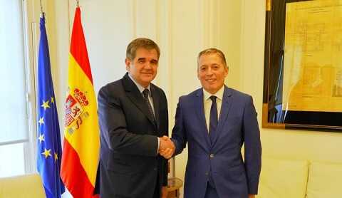 Fernando Gray se reunió con el embajador de España en Argentina
