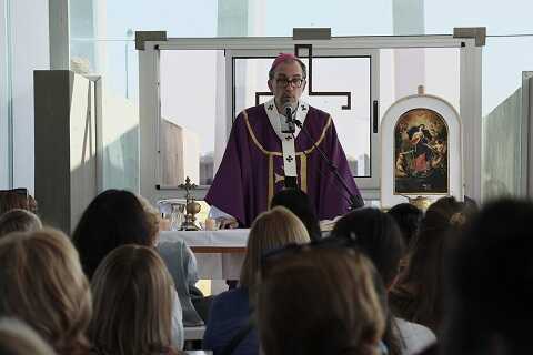 Santa Misa en el cementerio
