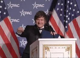 Javier Milei imitó a Donald Trump al ritmo de «YMCA» en la CPAC