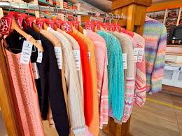 Suspenden a casi 200 trabajadores de la empresa de tejido de punto más importante de Argentina