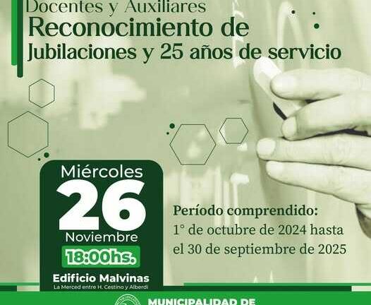 Acto en reconocimiento a docentes y auxiliares que cumplen 25 años de servicio