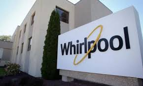 Whirlpool anunció el cierre de su planta en Pilar y despidió a más de 200 trabajadores