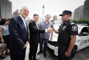 Kicillof entregó 40 nuevos patrulleros para fortalecer la seguridad