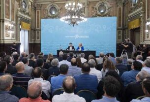 Kicillof: «La Ley de Financiamiento es en favor del orden económico y social de la Provincia»