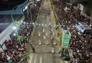 Ensenada vibró en la primera noche de carnaval