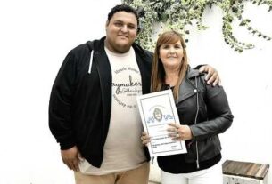 La Provincia entregó escrituras gratuitas a familias de Villarino