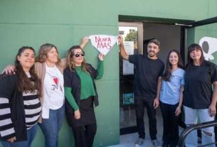 Salud: pañuelo mosaico por la memoria