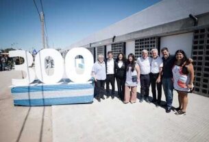 Kicillof inauguró el edificio educativo N°300