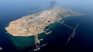 Reportan explosiones en la isla de Kharg, corazón operativo de la industria petrolera de Irán