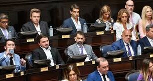 Los libertarios insistirán con el debate por la BUP en PBA pese al complejo escenario legislativo