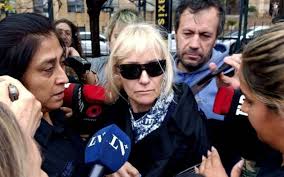 Así salió de Comodoro Py una de las jubiladas implicadas en la compra del departamento de Manuel Adorni