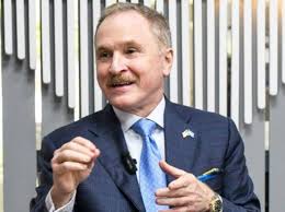 China cruzó al embajador de Estados Unidos en Argentina por sus críticas a su rol en la región