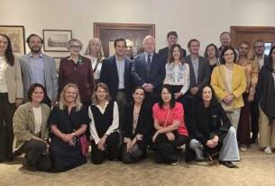 La Universidad Austral recibió al especialista internacional James Arthur, referente en educación del carácter