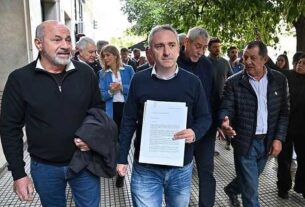 Larroque: «Milei hacete cargo, menos Adorni y más alimentos para los chicos de las escuelas»