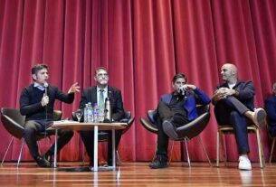 Kicillof presentó su libro “De Smith a Keynes” en la UTN de Córdoba