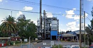 Por la importación de neumáticos, después de 64 años, cerró una histórica fábrica de Campana y despidió 150 empleados