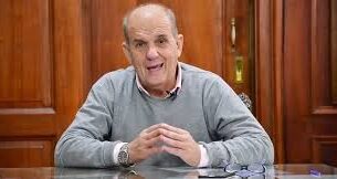 El intendente de Pehuajó cruzó a Milei por el estado de las rutas: “¿Quién se queda con la platita?”
