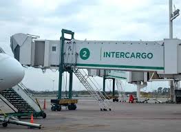 Sindicatos denuncian penalmente a Milei, Caputo y ex titular del BICE por la valuación de Intercargo