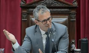 El oficialismo logró aprobar la Ley Hojarasca en Diputados