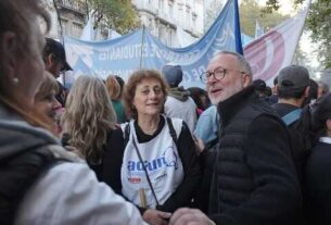 Sabbatella: “Milei destruye el sistema universitario argentino”