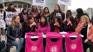 Concejala de Córdoba pide la expulsión del concejal Moreno porque la defensa de un violador y femicida es incompatible con la función pública