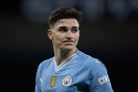 Real Madrid confirmó que realizó una oferta de 150 millones de euros por Julián Álvarez: la respuesta del Atlético
