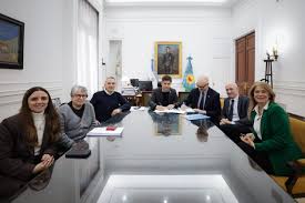 La Provincia y UNICEF renovaron su acuerdo de cooperación para fortalecer políticas destinadas a niños y jóvenes bonaerenses
