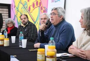 Javier Rodríguez encabezó la apertura del 6° Congreso Apícola del Periurbano: «La cantidad de productores creció más de un 60% en los últimos seis años