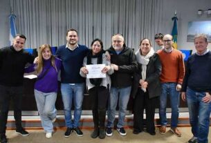Provincia entregó certificados del curso Capacitar para Emprender en San Nicolás