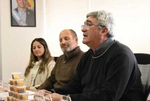 Javier Rodríguez anunció los ganadores del 6° Concurso Provincial de Mieles
