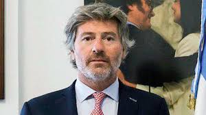 Mahiques anticipó que Milei no está obligado a firmar el nombramiento de Michelli
