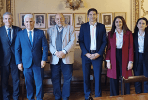 Cuatro de cada cinco docentes de una provincia ya se capacitan en inteligencia artificial y comienzan a verse los primeros resultados