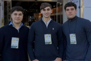 Tres jóvenes de La Plata crearon una IA que atiende pacientes odontológicos las 24 horas por WhatsApp