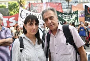 Pitrola y Del Plá: “La reforma electoral es toda trampa para imponer la reelección de Milei y privatizar (más) la política”