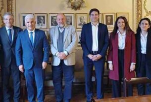 Cuatro de cada cinco docentes de una provincia ya se capacitan en inteligencia artificial y comienzan a verse los primeros resultados