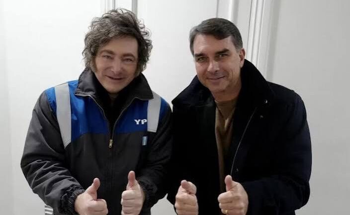 Por el viaje a Brasil, denuncian penalmente a Javier Milei por malversación de fondos públicos