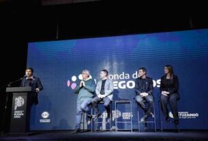 Kicillof encabezó la apertura de una ronda de negocios multisectorial
