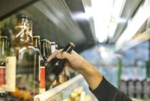 Provincia: LLA impulsa cambios en la ley que regula la venta de alcohol