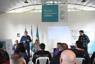 Javier Rodríguez recibió a una delegación brasileña y recorrió los ensayos de bioinsumos de la Chacra Experimental de Gorina