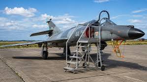 Jubilan a los Súper Étendard, los aviones argentinos héroes de guerra en Malvinas