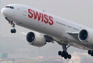 Un avión tuvo que aterrizar de emergencia en las Azores por un fuerte olor en la cabina