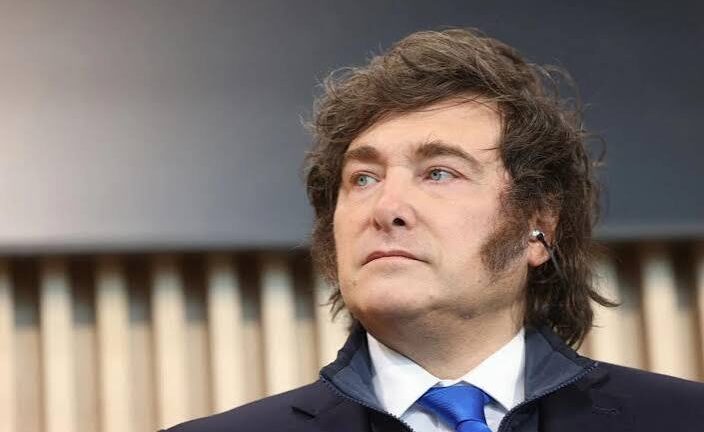 Javier Milei, en el Congreso de la FIA: “Queremos ver a Franco Colapinto en la Argentina”
