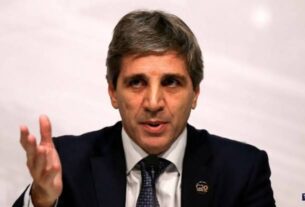 Luis Caputo aseguró: «Nos deslomamos por un cambio para todos»